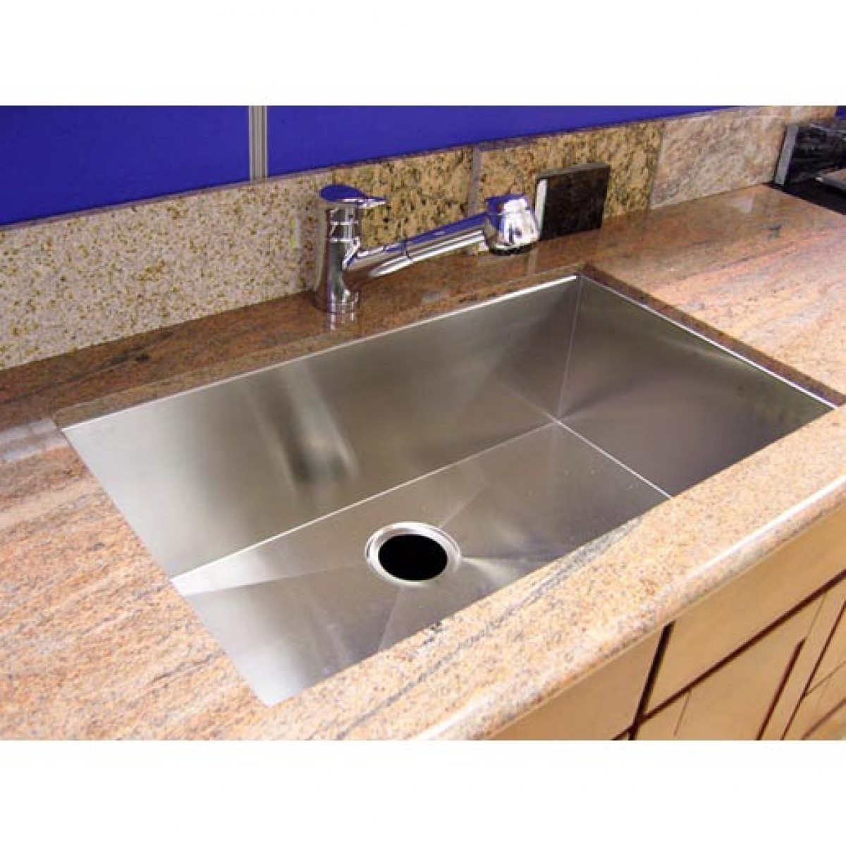 32 Inch Stainless Steel Undermount Single Bowl Kitchen Sink Zero Radius Design