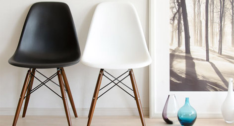 Mid-Century Dining Chairs with Dark Walnut Legs